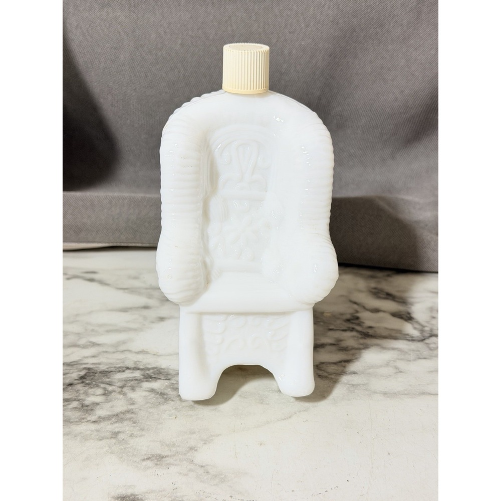 Avon Milk Glass Rocking Chair (3271)